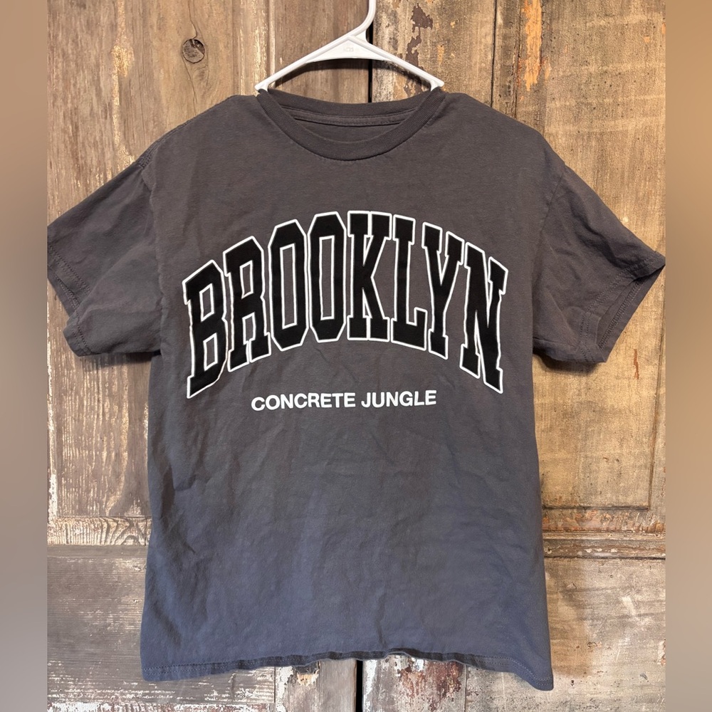 T-shirt junior womens top PACSUN medium street style shirt